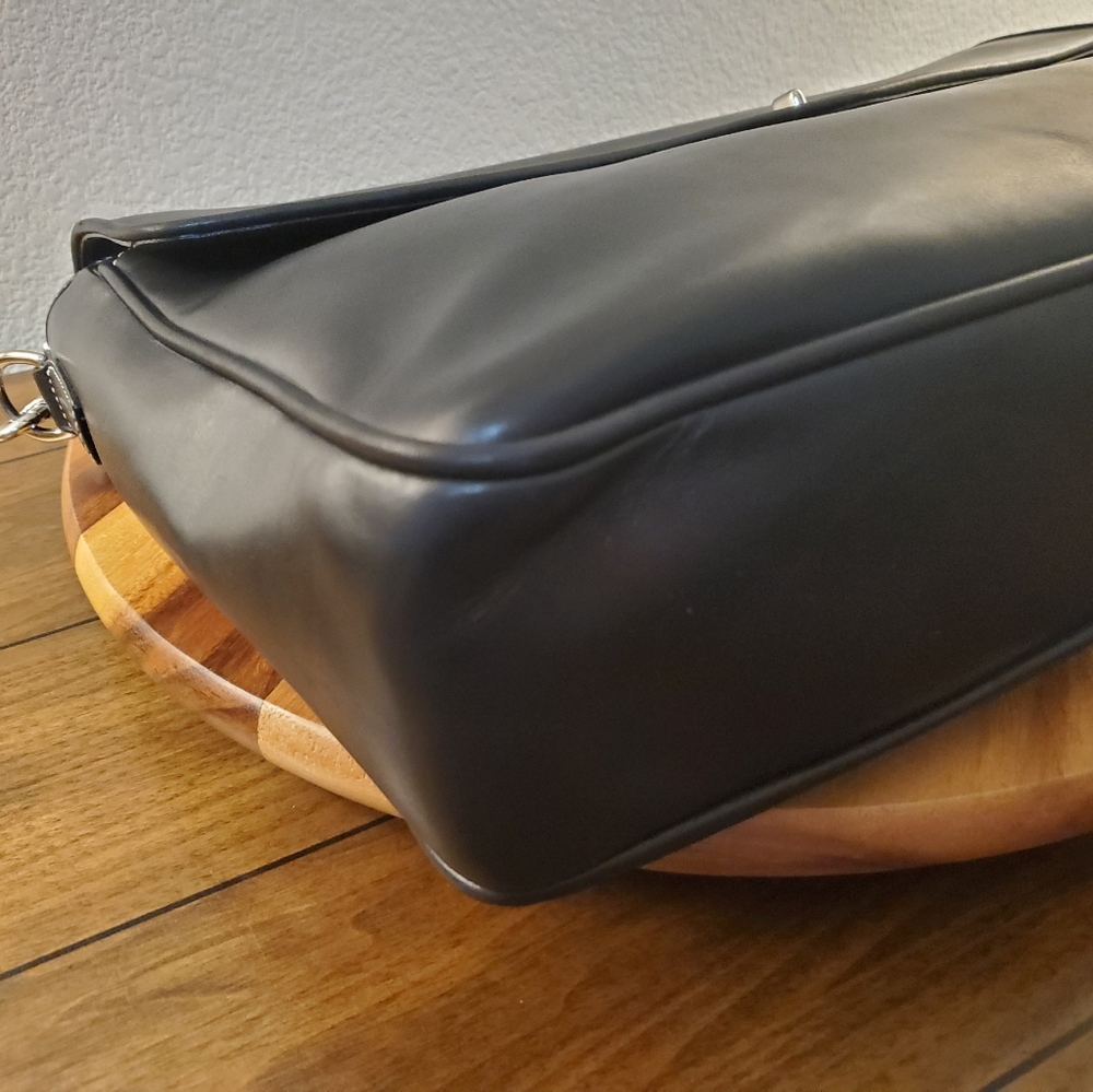 COACH BRIEFCASE IN FANTASTIC CONDITION! AUTHENTICATED! - Picture 6 of 15